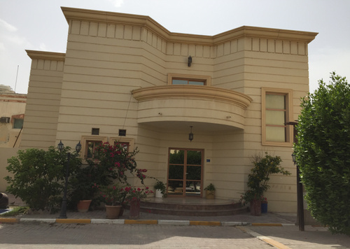 UNFURNISHED 3 BED VILLA + ONE MONTH FREE