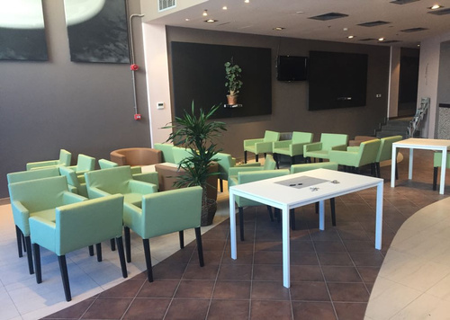 Restaurant or Showroom Space Available!!