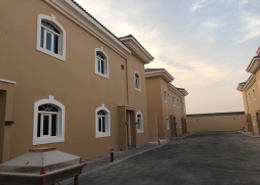 Compound W/T 7 VILLAS - Family / Staffs
