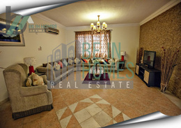 Amazing Three Bedroom Duplex Villa FF&SF