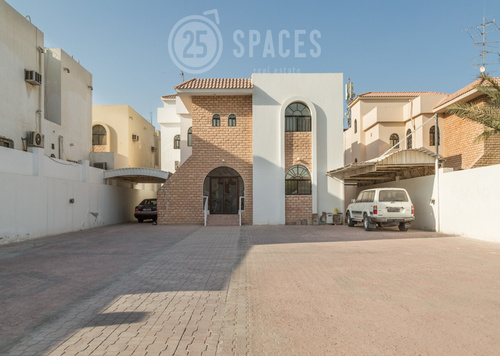 HUGE 5 BEDROOM VILLA IN AL HILAL FOR SALE