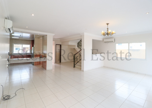 5 BHK Compound Villa For Rent at Old Airport