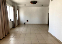 Spacious 3BR FF Apartment with Maid’s Room