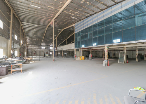 Warehouse + 30 Rooms at Industrial Area