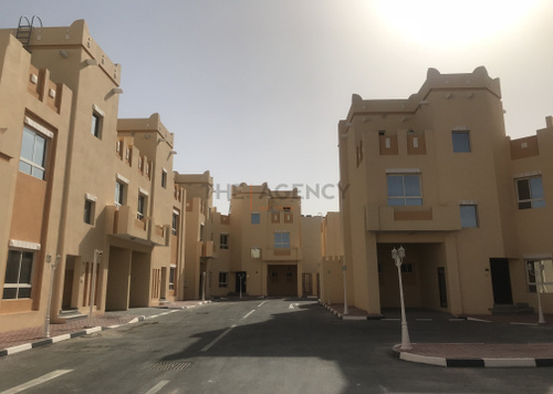 5 Bedroom brand new compound @ Umm Salal
