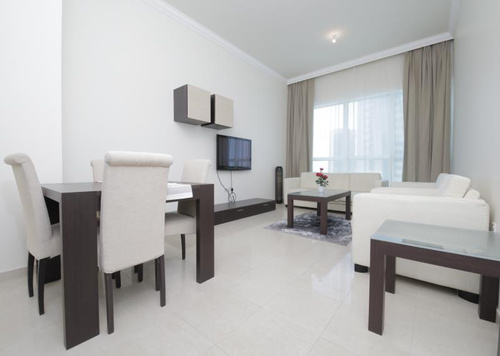 3 MONTHS LEASE AVAILABLE! Beautiful 1BR Furnished Apartment