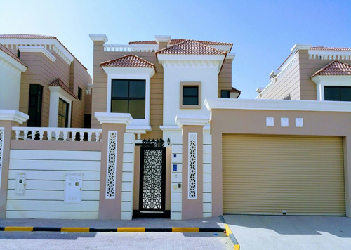 Spacious, Stand alone, Semi Commercial villa with 9 BR, 9 Baths & 3 Kitchens