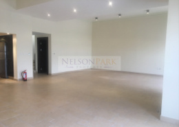 Stunnning 2 Bed Townhouse 1 MTH FREE + QC