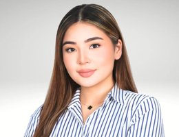 Agent Chloe Samson