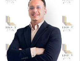 Agent Aymen Debbiche