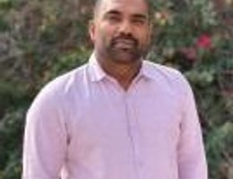 العميل Riyaz Eramullan