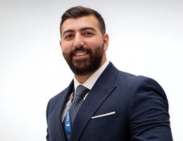 العميل Mustafa Bachat