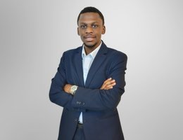 Agent Leonjre Awani