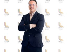العميل Aymen debbiche