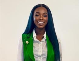 العميل Michelle Addo