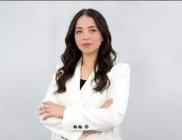 العميل Fatma Manal