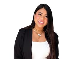 العميل Anuja Singh