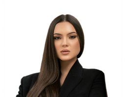 العميل Olha Pintak