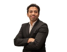 Agent Raymart Segura