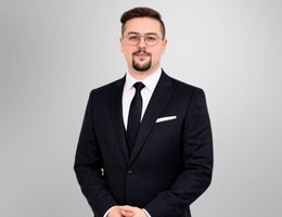 العميل Ayoub Bilel