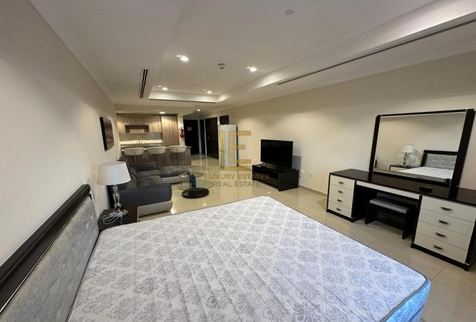 882253 - Property Image 2