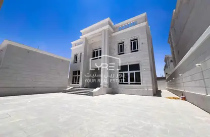 فيلا - 8 غرف نوم - 8 حمامات للبيع في مول قطر - روضة الجهانية - الدوحة