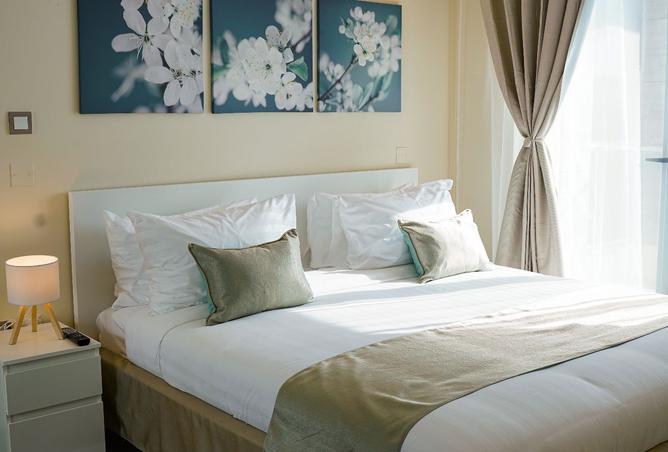 905128 - Property Image 2