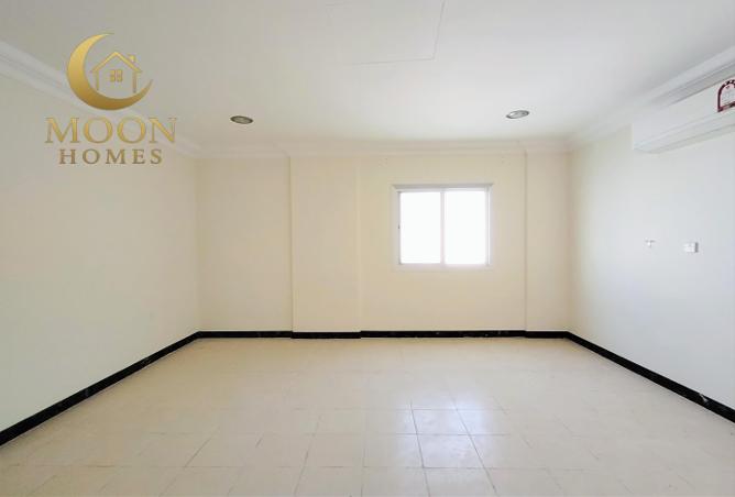 979391 - Property Image 3