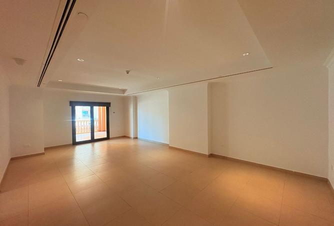952601 - Property Image 3