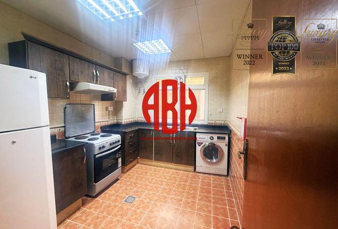 990040 - Property Image 2