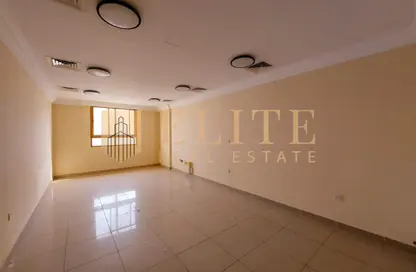 Apartment - 3 Bedrooms - 3 Bathrooms for rent in Al Sadd Road - Al Sadd - Doha