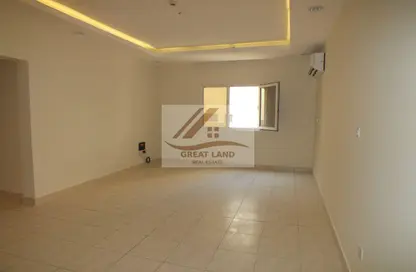 Apartment - 3 Bedrooms - 3 Bathrooms for rent in Fereej Kulaib - Doha