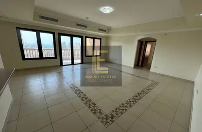 Apartment - 2 Bedrooms - 3 Bathrooms for rent in West Porto Drive - Porto Arabia - The Pearl Island - Doha
