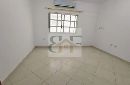 Apartment - 2 Bedrooms - 2 Bathrooms for rent in Bin Omran - Fereej Bin Omran - Doha Apartment - 2 Bedrooms - 2 Bathrooms for rent in Bin Omran - Fereej Bin Omran - Doha