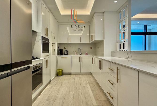 961373 - Property Image 2