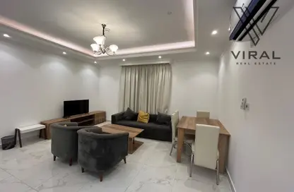 Apartment - 2 Bedrooms - 2 Bathrooms for rent in Al Darwish Building - Al Sadd - Al Sadd - Doha