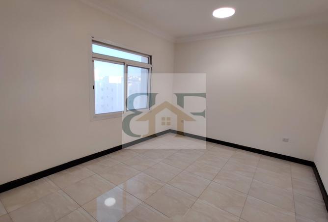 952766 - Property Image 3