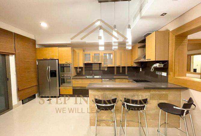 947296 - Property Image 2