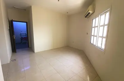شقة - 2 غرف نوم - 2 حمامات للايجار في مدينة خليفة جنوب - مدينة خليفة - الدوحة