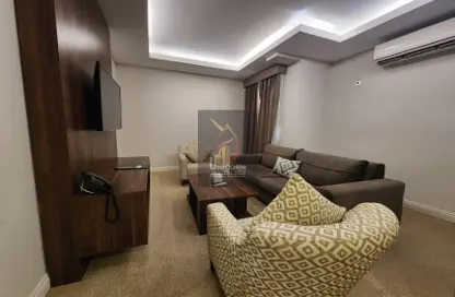Living Room image for: Hotel Apartments - 1 Bedroom - 1 Bathroom for rent in Fereej Abdul Aziz - Fereej Abdul Aziz - Doha, Image 1