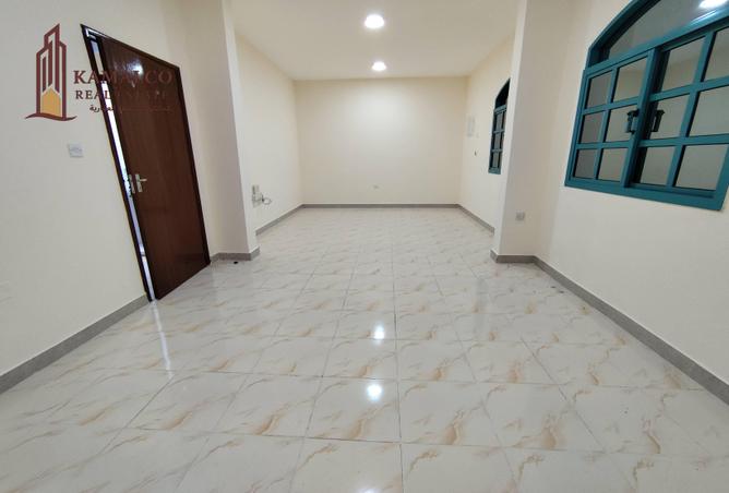 954592 - Property Image 2