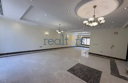 مجمع سكني - 4 غرف نوم - 4 حمامات للايجار في شارع الوعب - الوعب - الدوحة