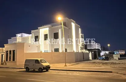 فيلا - 6 غرف نوم - 8 حمامات للبيع في الثمامة - الثمامة - الدوحة