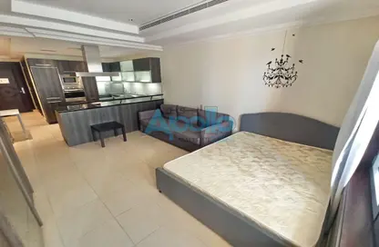 Apartment - Studio - 1 Bathroom for rent in Porto Arabia - The Pearl Island - Doha