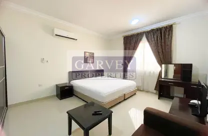 Apartment - Studio - 1 Bathroom for rent in Ibn Zaidoun Street - Lejbailat - Doha Apartment - Studio - 1 Bathroom for rent in Ibn Zaidoun Street - Lejbailat - Doha