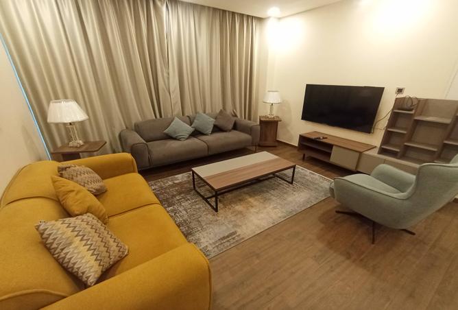 982169 - Property Image 2