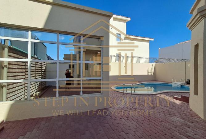 973113 - Property Image 2