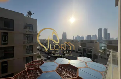 Apartment - 2 Bedrooms - 4 Bathrooms for rent in Gewan Island - The Pearl Island - Doha