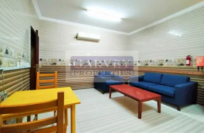 شقة - غرفة نوم - 1 حمام للايجار في شارع ابن زيدون - الجبيلات - الدوحة