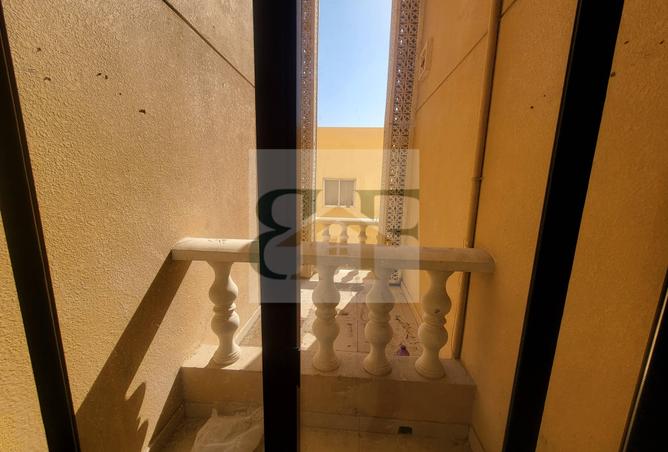 1001892 - Property Image 2